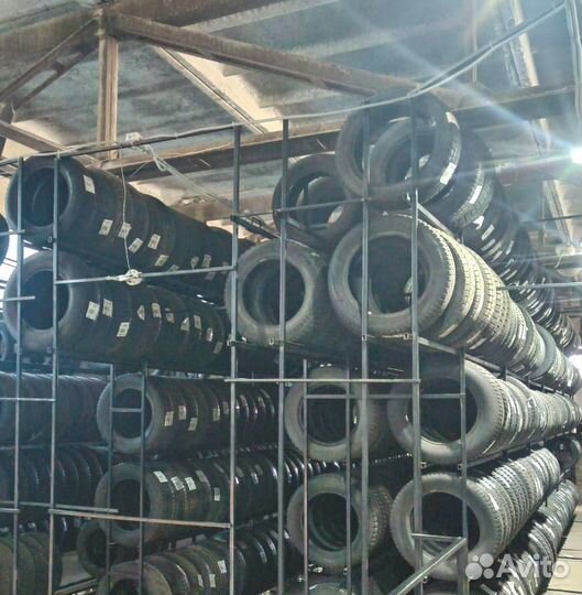 Pirelli Ice Asimmetrico 215/60 R16 99W