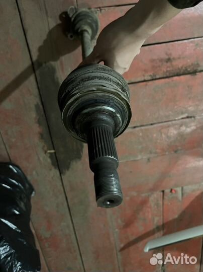 Спупица задняя правая с приводом Toyota Mark II