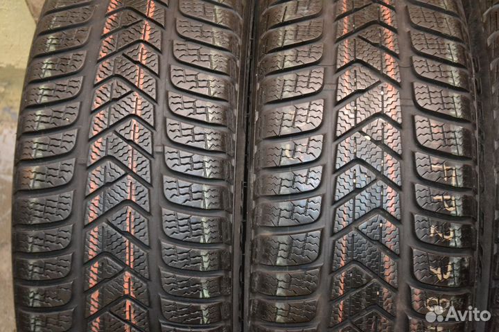 Pirelli Winter Sottozero 3 225/50 R18 99H