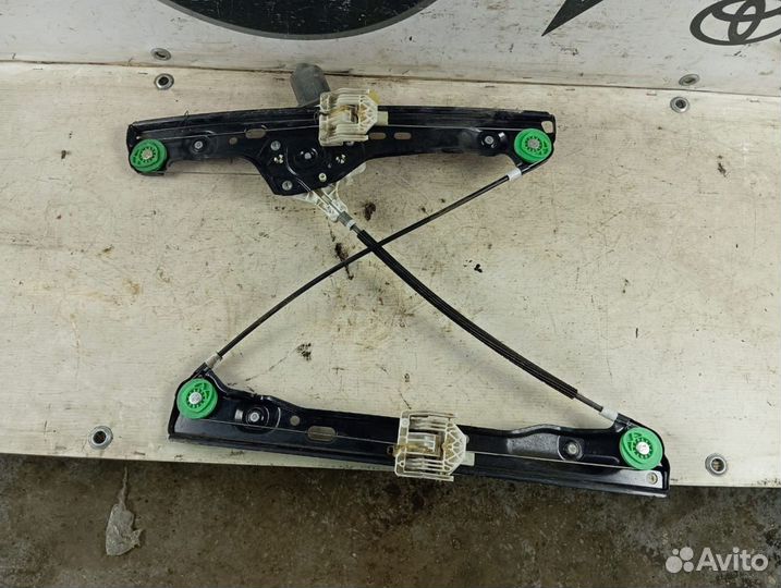 Стеклоподъёмник передний двери BMW 3 E90