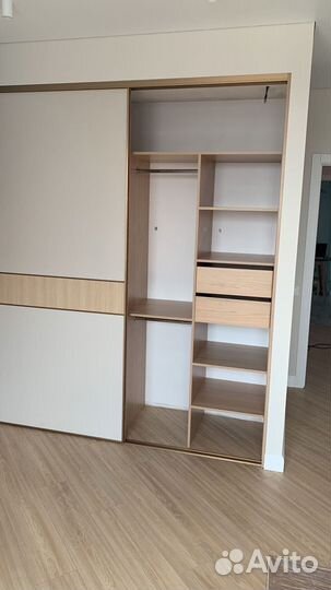 Шкаф в прихожую
