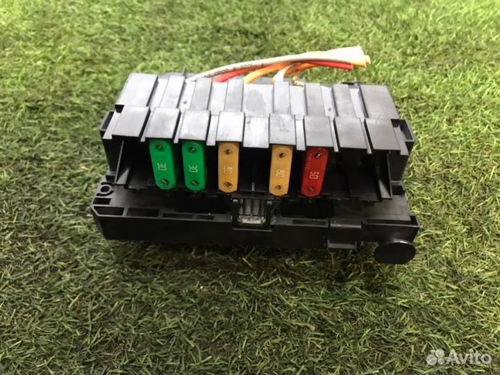 Блок предохранителей Peugeot 3008 EP6CDT 2010