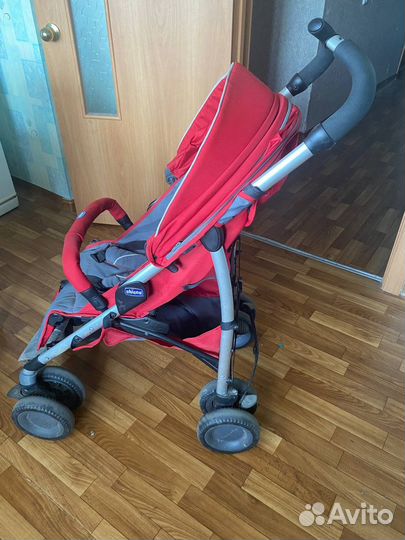 Прогулочная коляска chicco