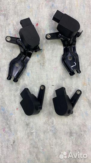 Датчик уровня подвески Porsche Cayenne 955 новый