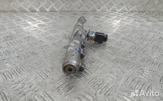 Топливная рампа дизельная audi A4 B8 (KBE02BB02)