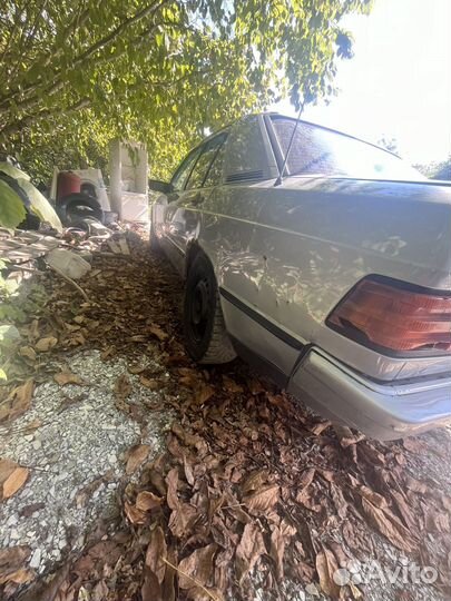 Продаёться мерседес бенс на запчасти