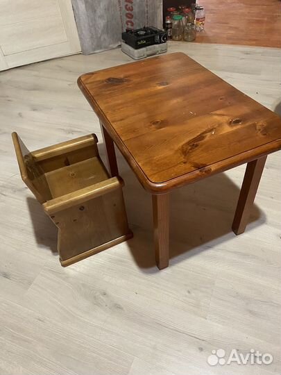 Детский столик и стульчик