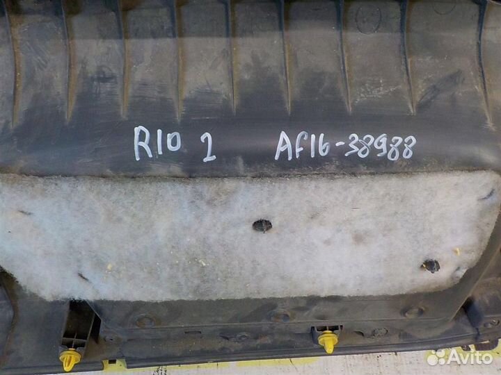 Обшивка двери передней левой KIA RIO II (JB) 2005