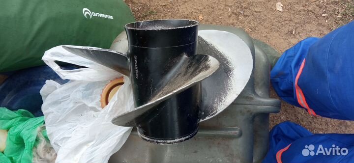 Винт гребной suzuki 90