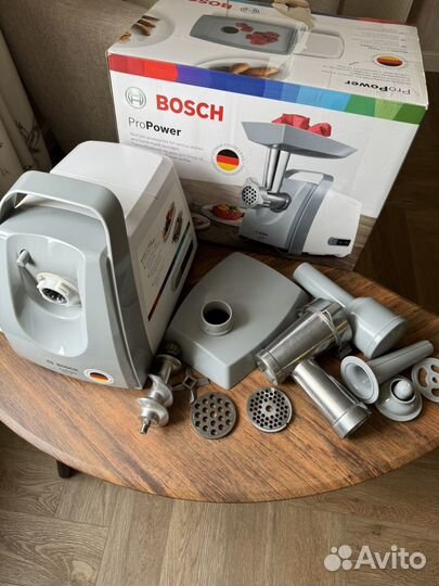 Мясорубка Bosch ProPower MFW66020