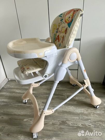 Стульчик для кормления babyton