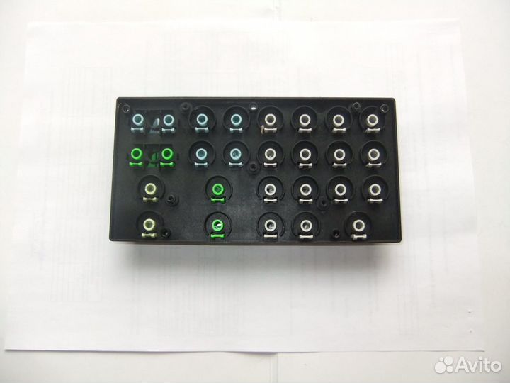 Электрическая плата и блок для размещения кнопок