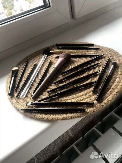 Кисти для макияжа