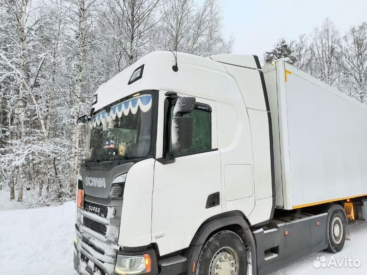 Съемная жесткая тонировка на Scania 6