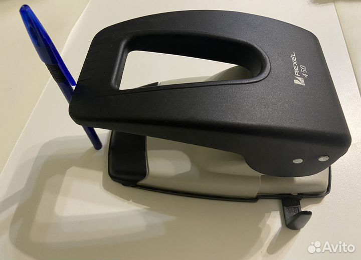 Сверхмощный дырокол Rexel 450