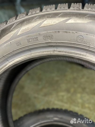 Pirelli Formula Ice 205/55 R16 91T