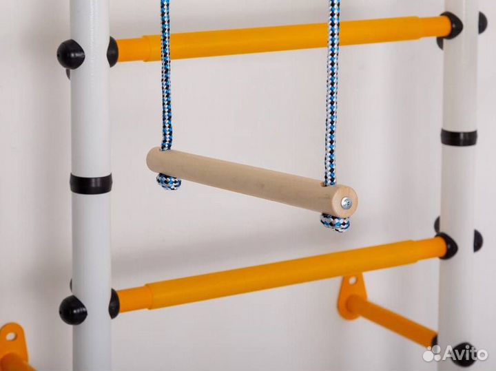 Спортивная шведская стенка