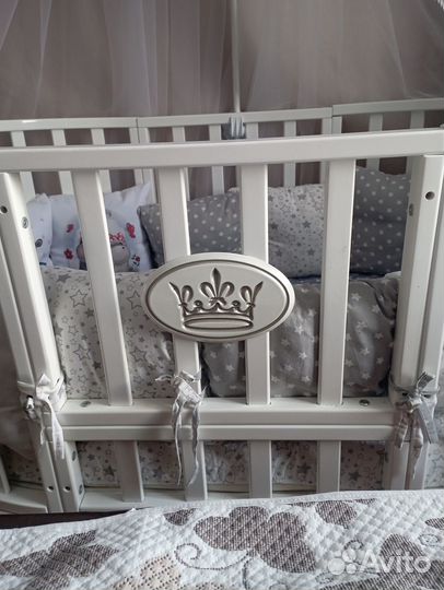 Детская кроватка трансформер с маятником