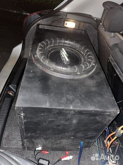 Продам Сабвуфер 12