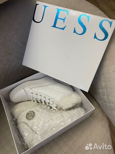 Кеды женские Guess