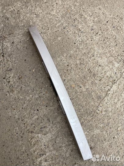 Молдиг крышки багажника granta