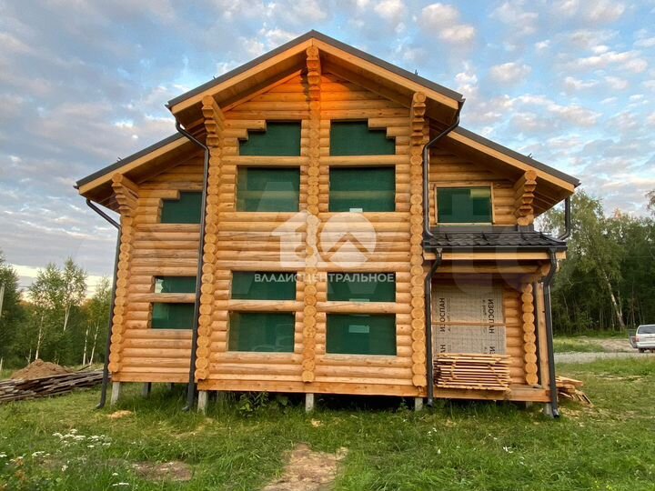 Дом 164 м² на участке 6 сот.