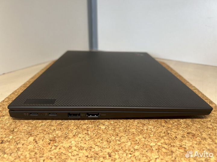 Lenovo ThinkPad X1 Carbon Gen 9 HDR i7/16/512 #1