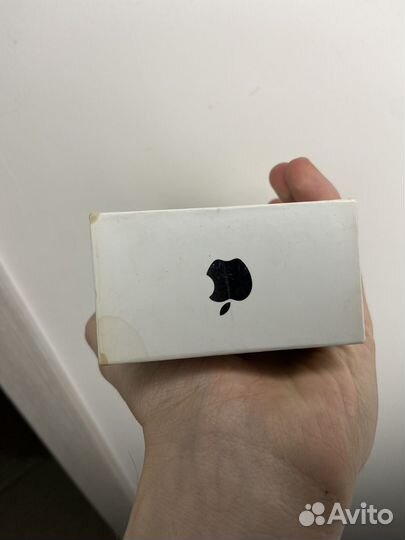 Коробка iPhone 5S