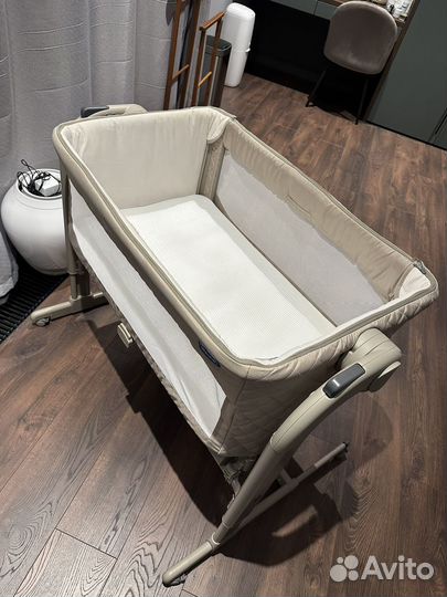 Люлька-кроватка приставная chicco next2me magic