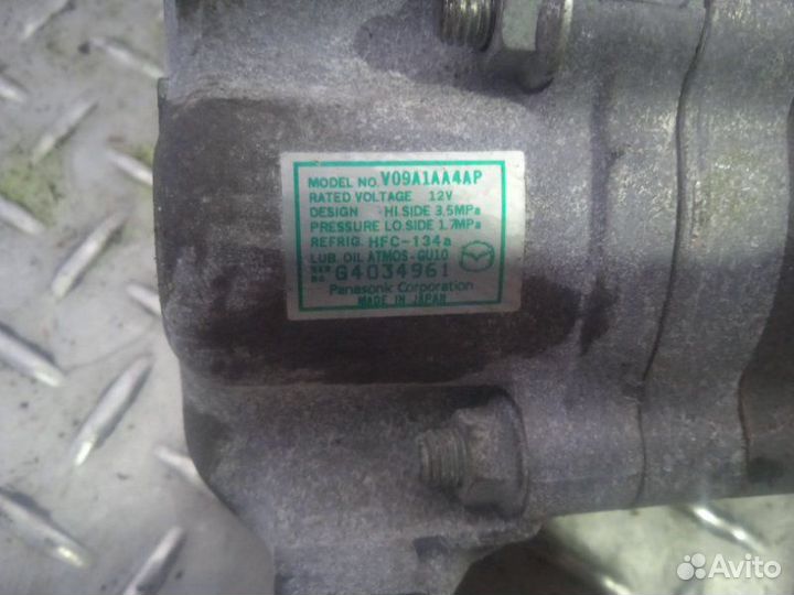 Компрессор кондиционера Mazda 2