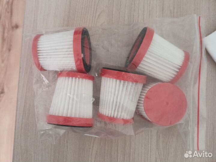 Пылесос Deerma VC01