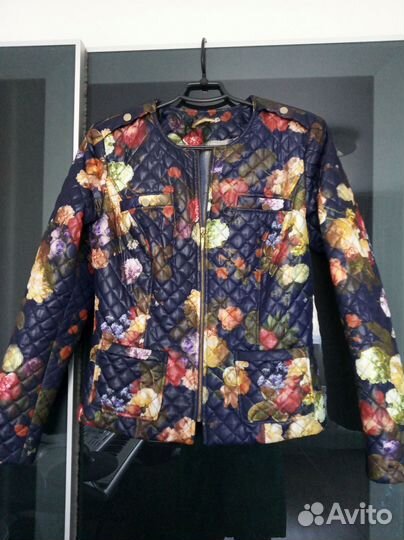 Стёганая куртка 44-46
