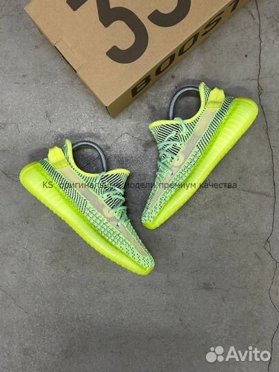 Кроссовки Adidas yeezy boost 350 v2 yeezreel