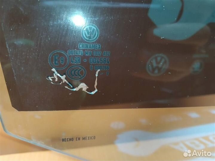 Стекло двери задней левой Volkswagen Golf 5 (2003