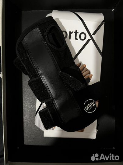 Ортез на лучезапястный сустав правый