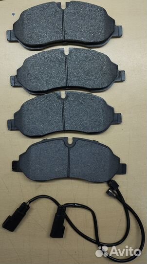 Колодки тормозные дисковые передние (к-т) FD1724