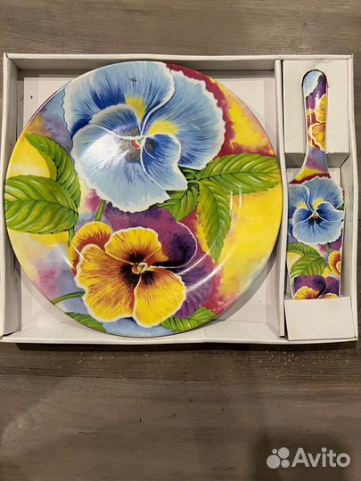 Блюдо для торта с лопаткой