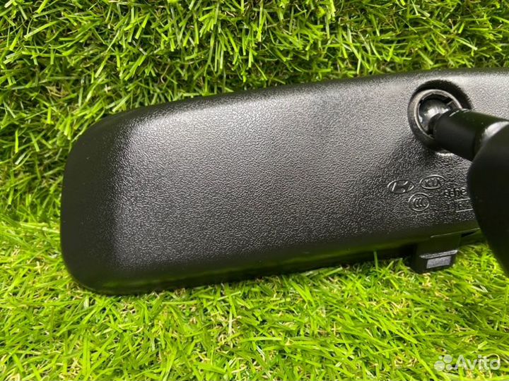 Зеркало заднего вида салонное Hyundai Ix35 LM D4FD