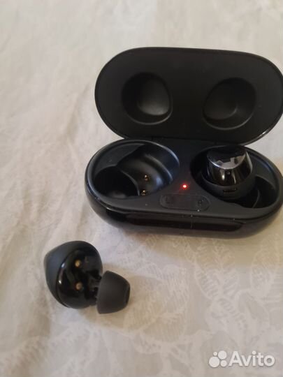 Наушники samsung galaxy buds plus оригинал