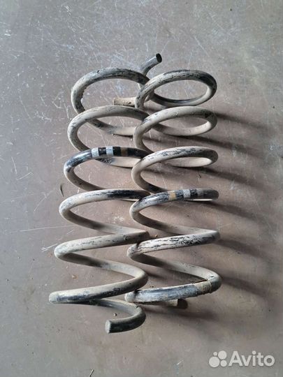 Задние пружины на Volvo S40