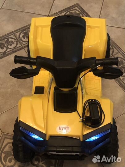 Детский квадроцикл на аккумуляторе