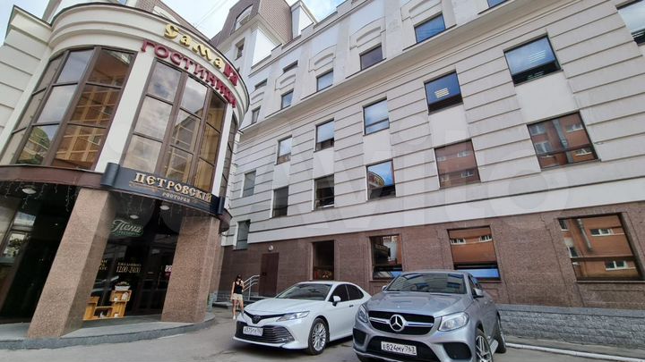 Этаж в бизнес-центре ст.метро Театральная