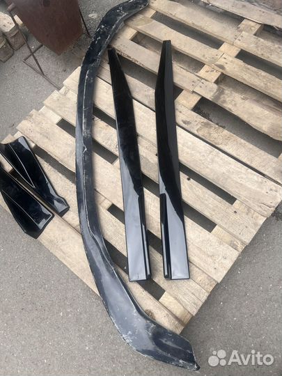 Губа на бампер lexus is 250