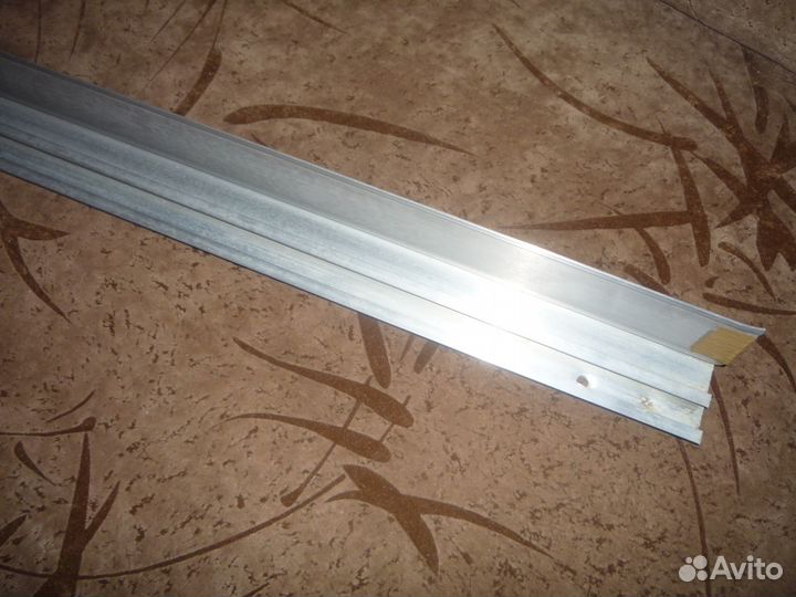 Гардины дюралюминевые 5 штук