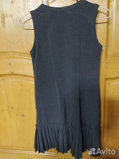 Школьная форма серого цвета 134-140