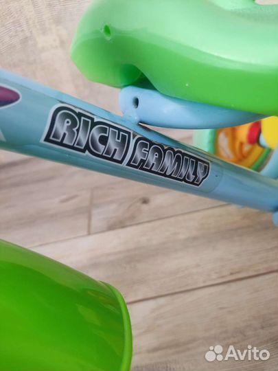 Детский трехколесный велосипед бу Rich Family