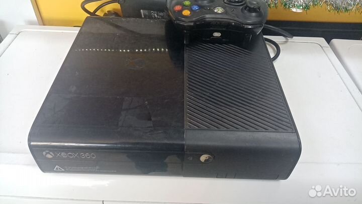 Игровая приставка xbox 360