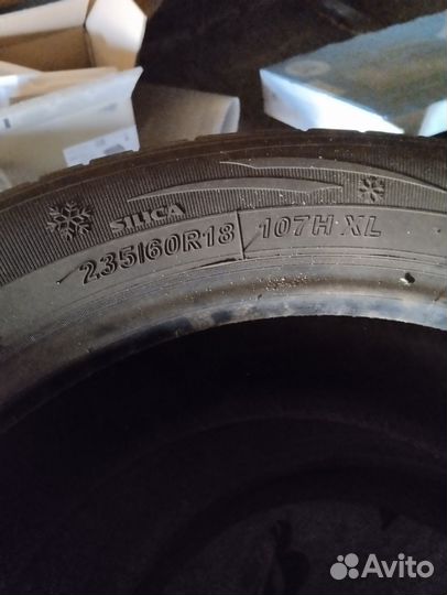 Farroad FRD78 235/60 R18 107H