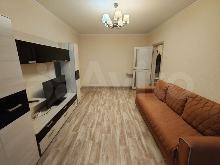 2-к. квартира, 58,4 м², 18/25 эт.