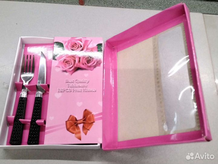 Набор ножей и вилок для фруктов